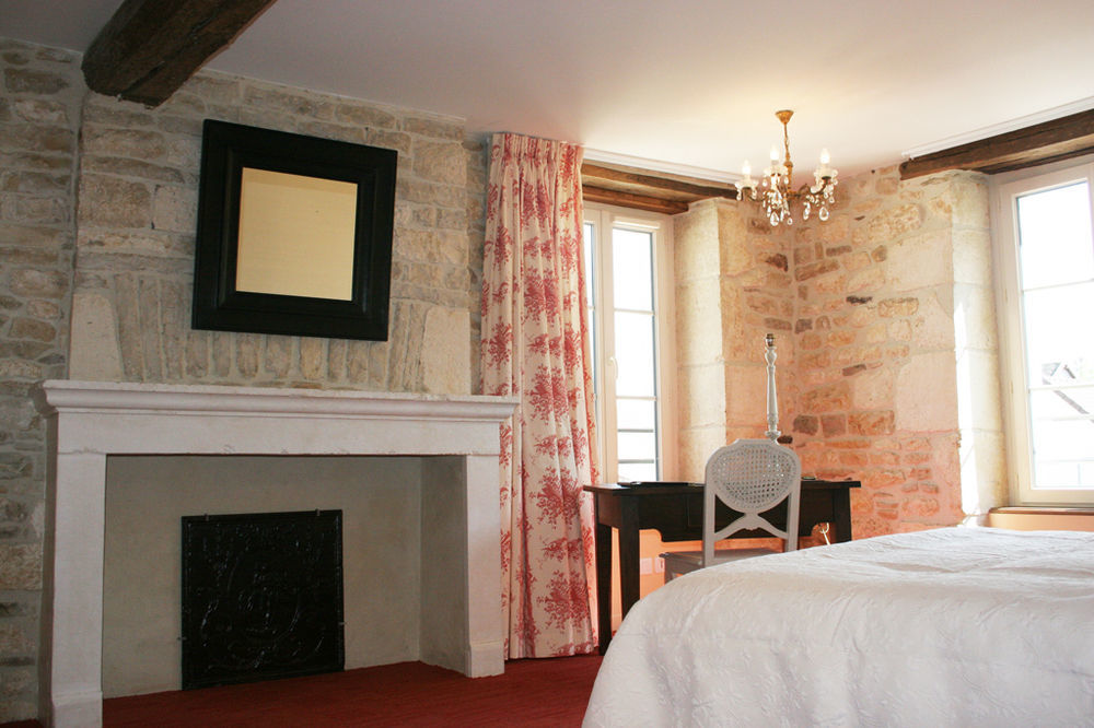Le Marius Hotel Les Riceys Exterior photo
